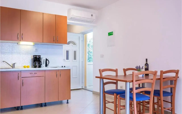 One-Bedroom Apartment with Sea View in Baska Voda