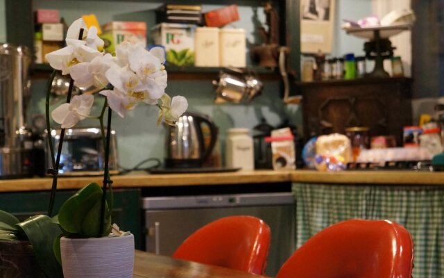 At-Home Bed & Breakfast Ealing