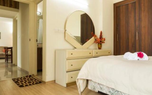 Hostie Elina-3BR Condo West/Central Delhi