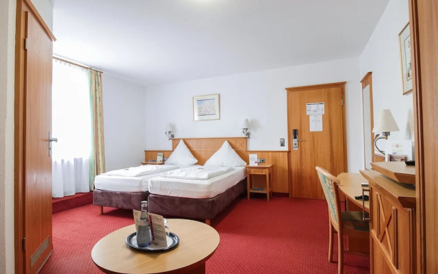 Landgasthof & Land-gut-Hotel Zur Rose