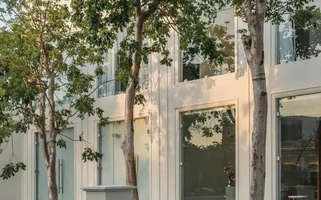 Hotel Chariot