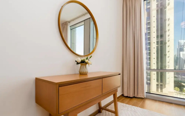 Whitesage - Waterfront Luxe Apartment With Great Canal Views