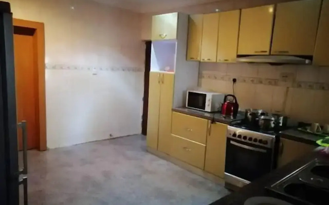 Waxride Residence