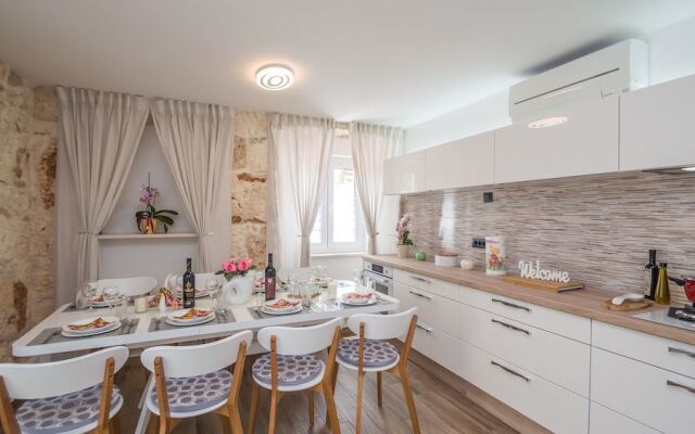 Villa Grannys House