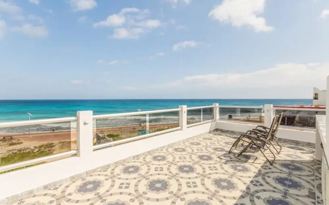 Casitas de Paloma 3rd Floor Studio by Skyrun