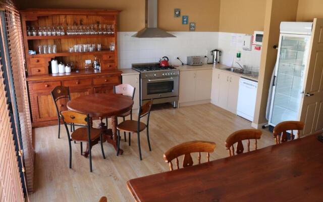 Kendenup Lodge and Cottages