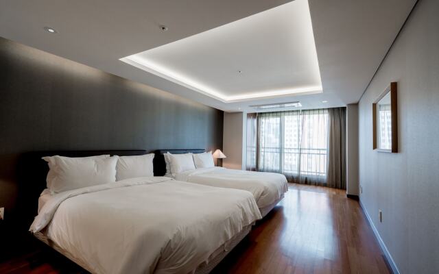Oriens Hotel & Residences