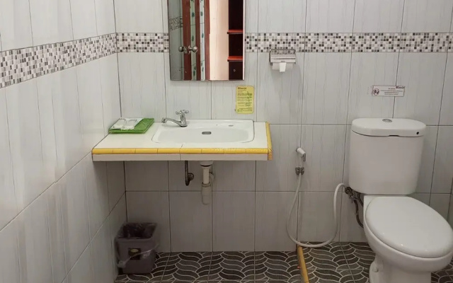 Urbanview Hotel Yasminstar Muntok by RedDoorz