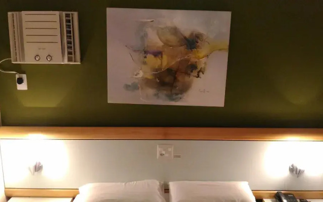Bristol Quartier Latin Hotel