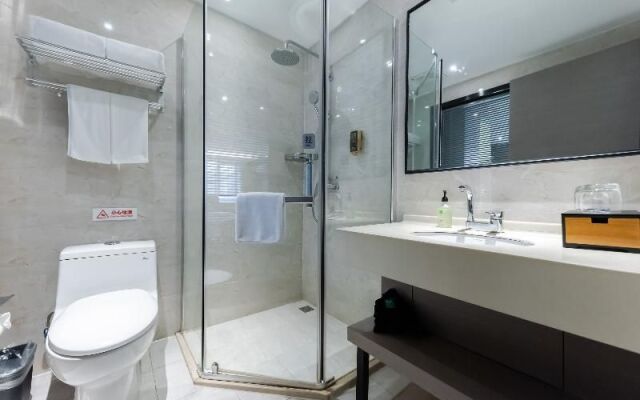 Yilong Anyun Hotel (Suzhou ShiQuan Road Nanmen Subway Station)