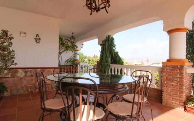 TESS Villa Pastora