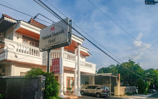 RedDoorz @ Hotel Madani Syariah Lempuyangan