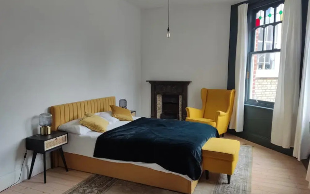 Remarkable 7-bed House in London