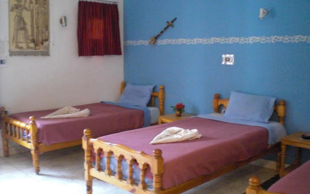 El Fayrouz Hotel
