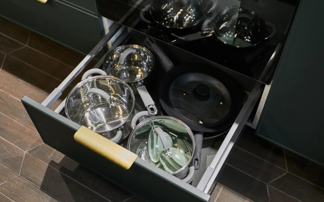 С.утками на улице Благодатной