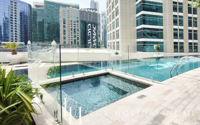 LUX The Bays Edge Canal View Suite