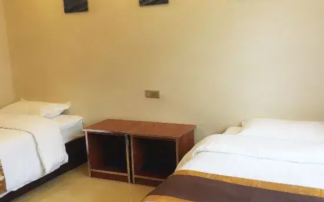 Yichun Yayue Hotel