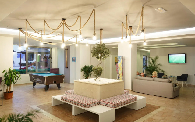 Alianthos Garden Hotel