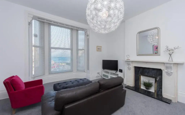 Fantastic Sea View, 1 bed sleeps 4