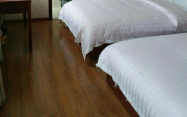 Huayuan Hotel