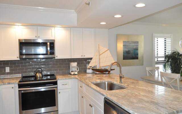 Beachside Two 4330 flr13 2BR 2BA 6