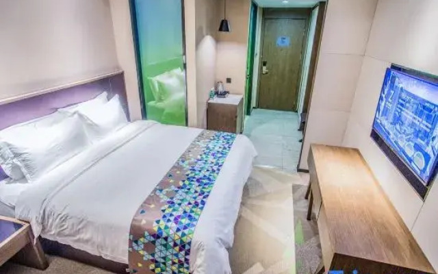 Zmax Hotel·Harbin Bingxue Big World