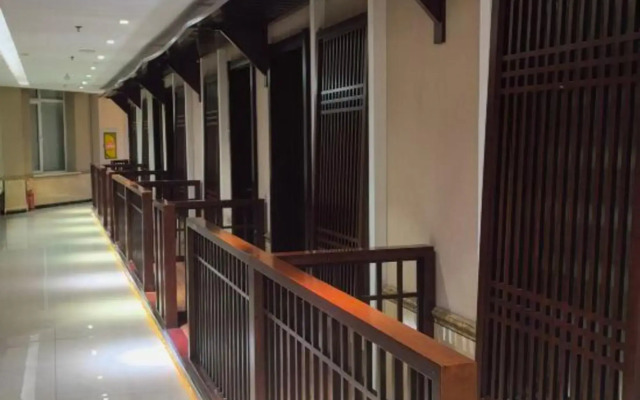 Henghe Chuntian Holiday Hotel