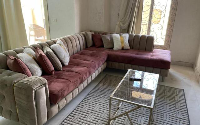 La Royal Elite Five Stars- Jasmine 6 - New Cairo