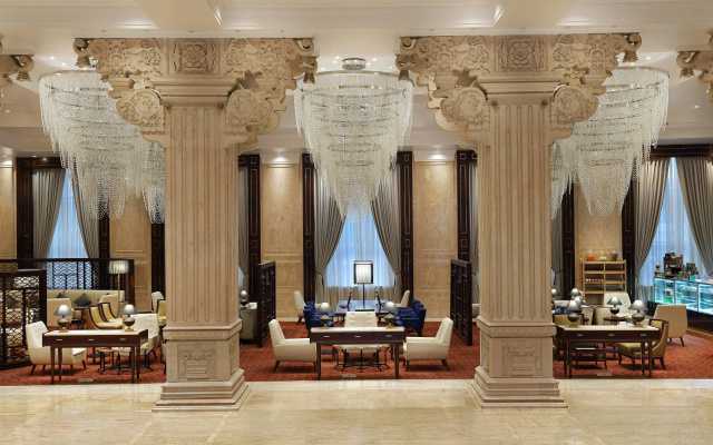 Sheraton Grand Pune Bund Garden Hotel – Lobby – Pune