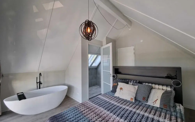 Luxury Villa Near the Frysian Water
