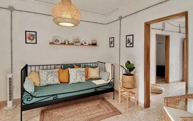 Algarve house, sun, terrace, views and barbecue