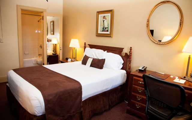 Genetti Hotel, SureStay Collection by Best Western