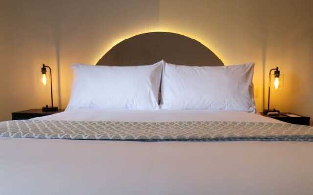 w Modern Loft With Balcony in Barranco