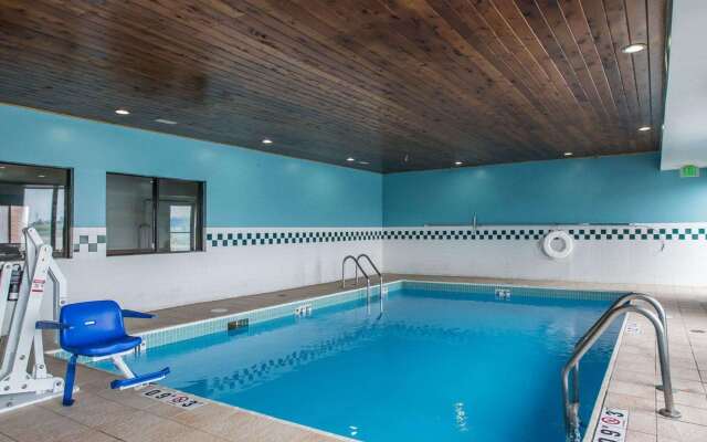 Quality Inn Peru near Starved Rock State Park