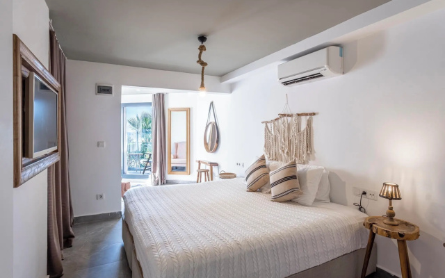La Brezza Beach & Hotel Yalikavak