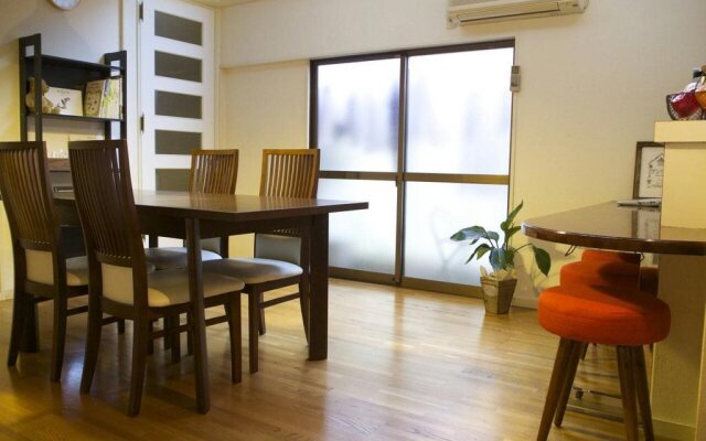 GUEST HOUSE TEN-ROKU - Hostel, Caters to Women