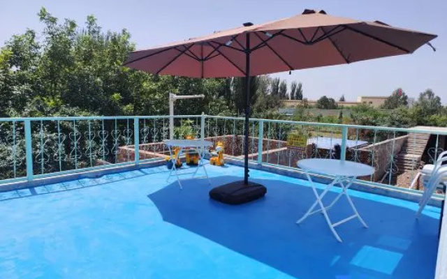 Kashi Villa with Heart – Pool – Kashgar