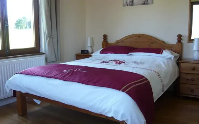 Lakeside Bed and Breakfast