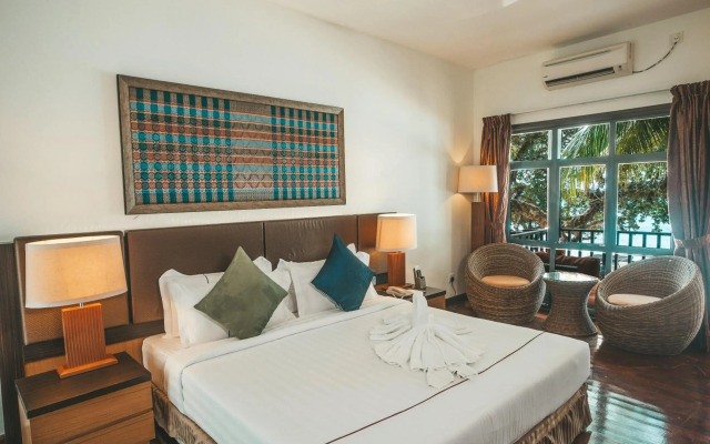 Tunamaya Beach & Spa Resort