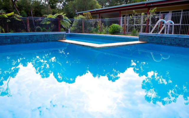 Sanctuary House Healesville Motel