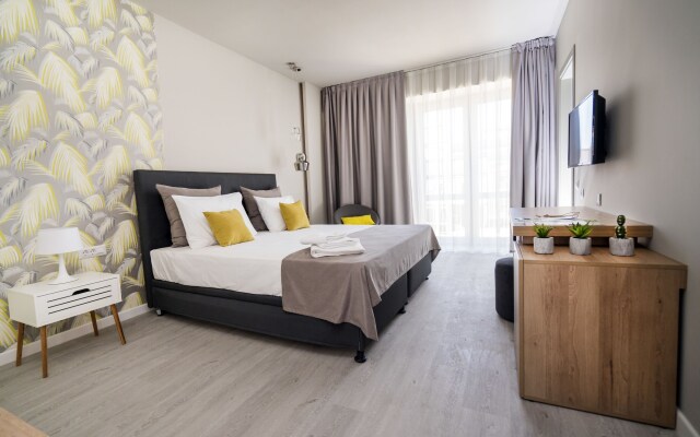 Nayino Resort Mamaia Nord
