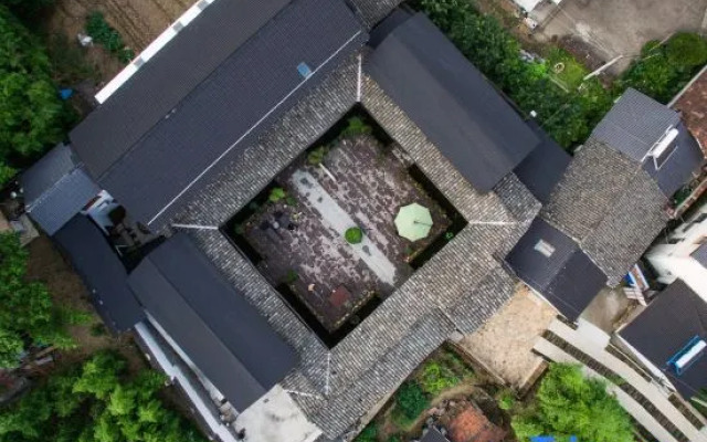 Yunshuiyu Moganshan Hot Spring Siheyuan Homestay