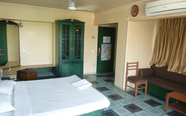 Hotel RutuGandh Heritage