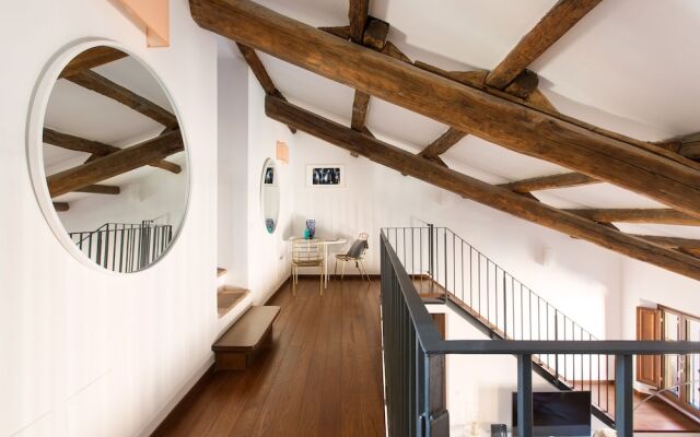 Rome Accommodation - Margana II