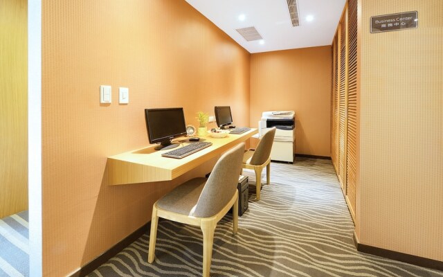 Green Garden Apartments-A