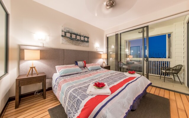 Marina Dreams - Airlie Beach