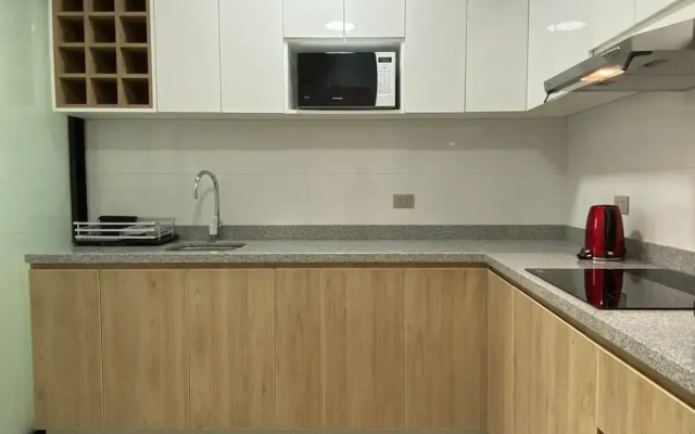 Cozy 3BR With Balcony in Miraflores