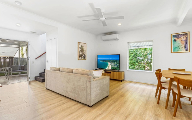 Peaceful Family Villa, Sunrise Beach