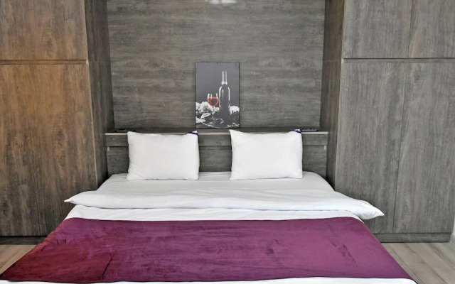 Teryan street apartment on 5 floor