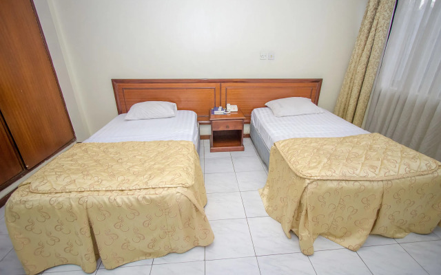 Holiday Express Hotel